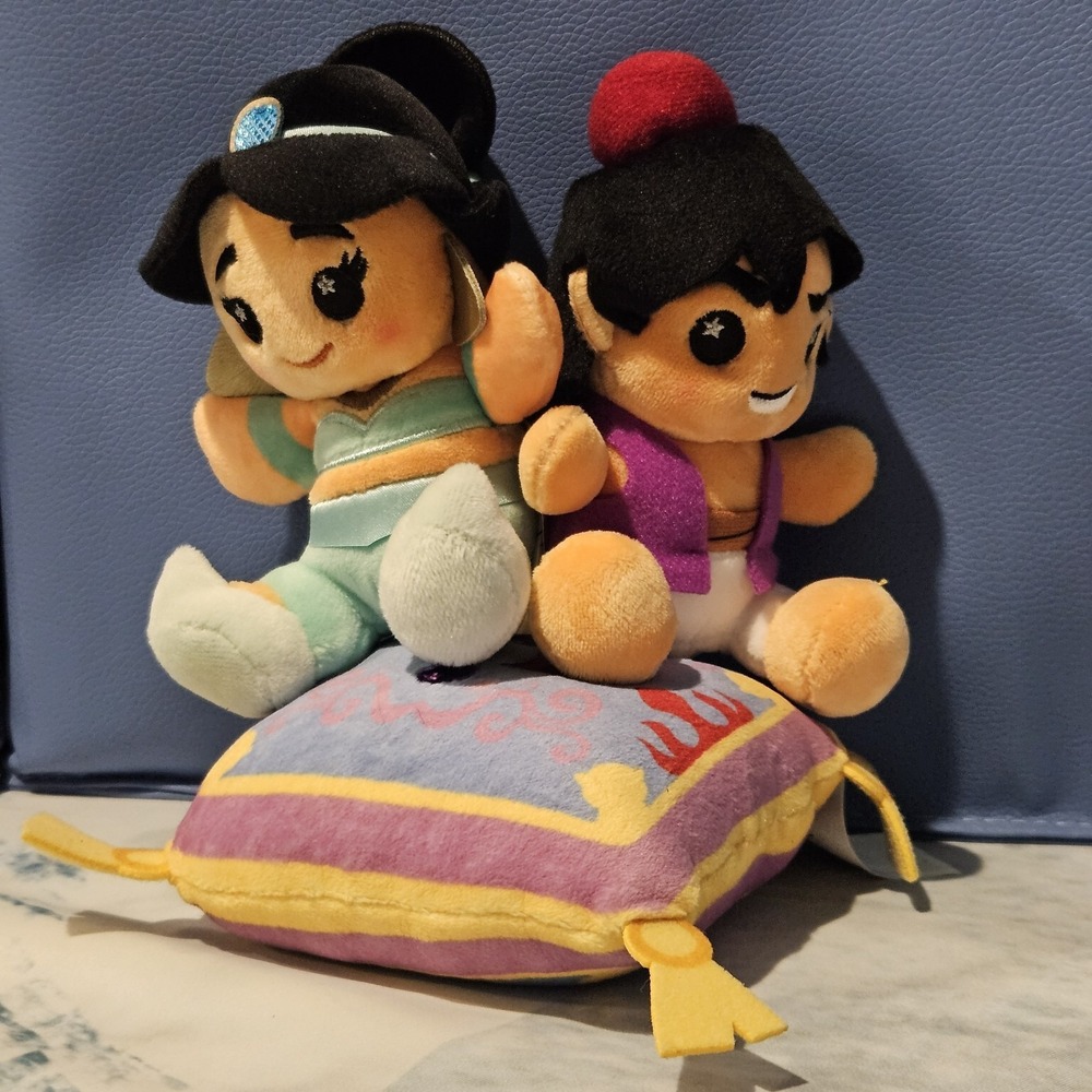 Disney Parks Aladdin Wishables‎ Jasmine Aladdin Magic Carpet Plush Lot
